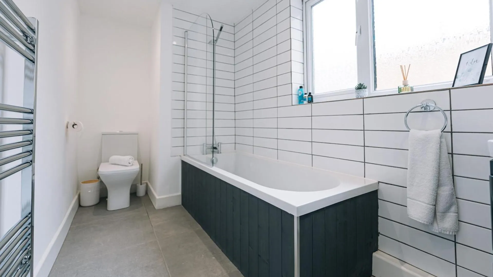 מידלסבורו 3 Bedroom House Workstays Uk